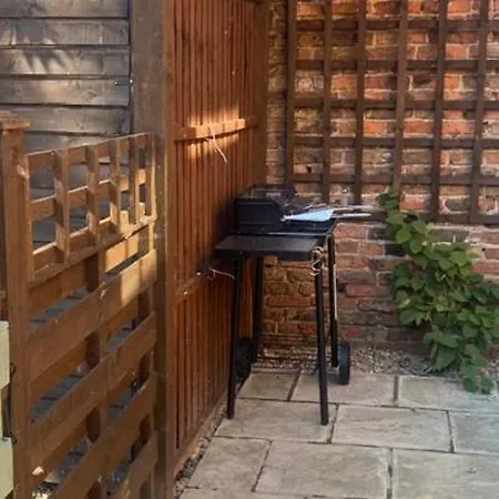 Piper Cottage, Bilbrough, York * Bilbrough